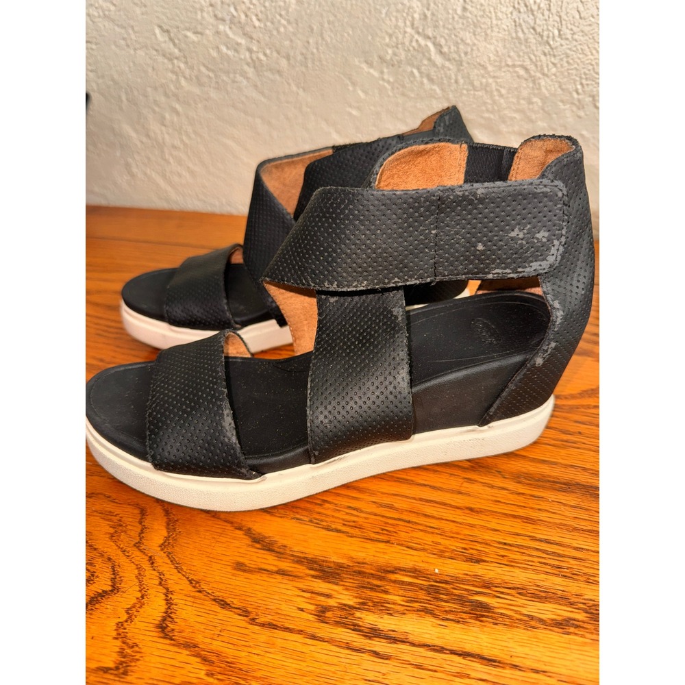 Dr Scholls Black Perforated Wedge Sandals Womens Size 8.5